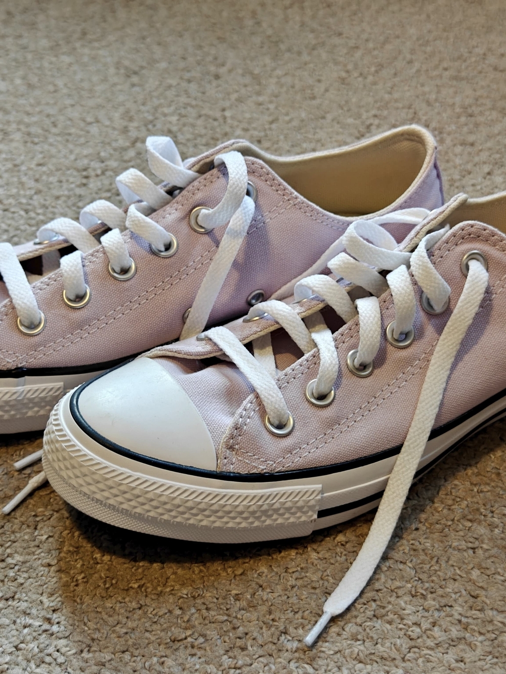 Converse Womens Low-Top Sneakers in Light Lavender Color